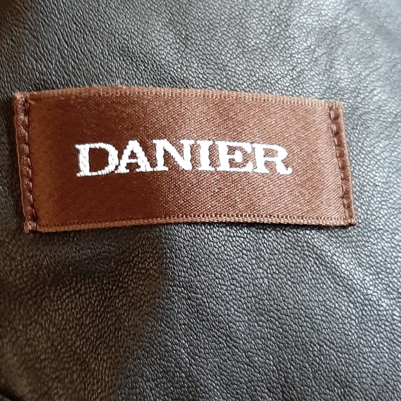 Danier Leather Jacket - Picture 7 of 7